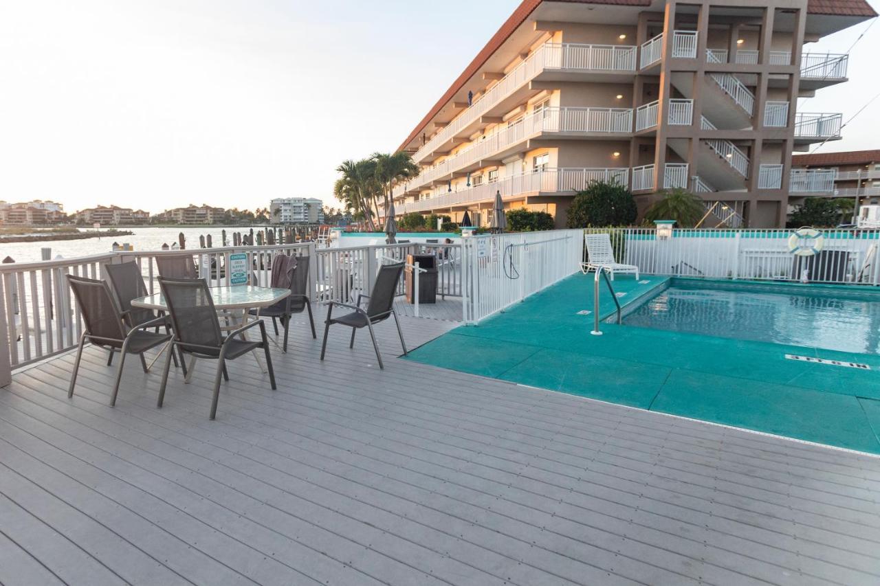 The Boathouse Motel Marco Island Kültér fotó
